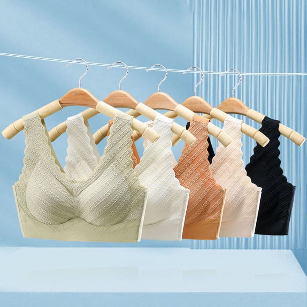 บราลูกไม้ไร้รอยต่อ สายกว้าง ดี - Bralette Triangle Set บทวิจารณ์และราคา